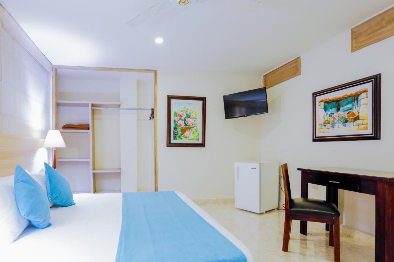 Hotel San Carlos Barrancabermeja Buitenkant foto