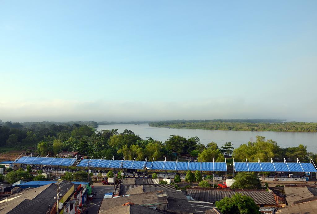 Hotel San Carlos Barrancabermeja Buitenkant foto