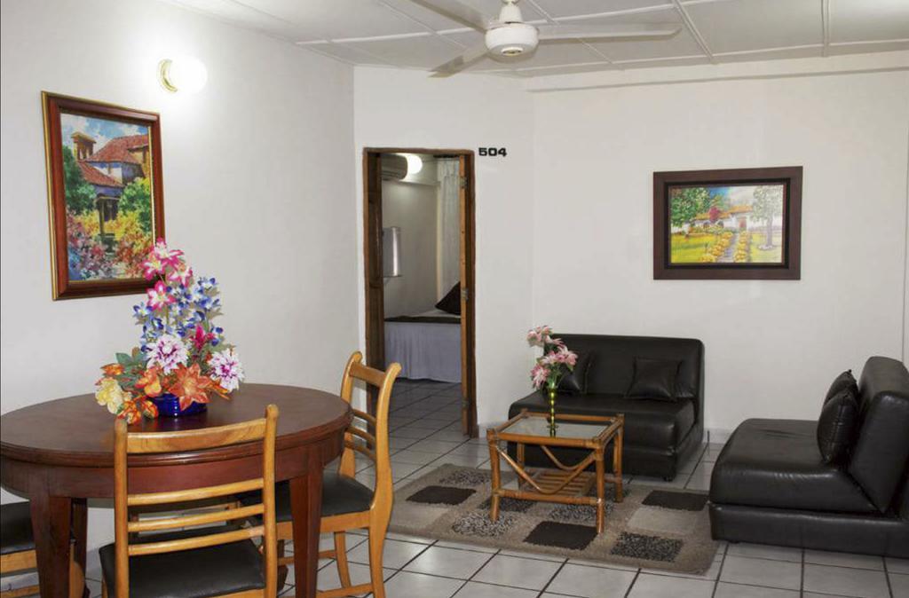 Hotel San Carlos Barrancabermeja Buitenkant foto